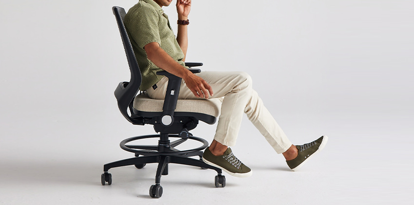 4-UP sit-to-stand chairs